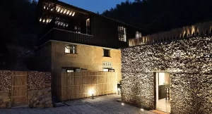 AnyConv.com__arquitectura_azl_local_art_hotelportada